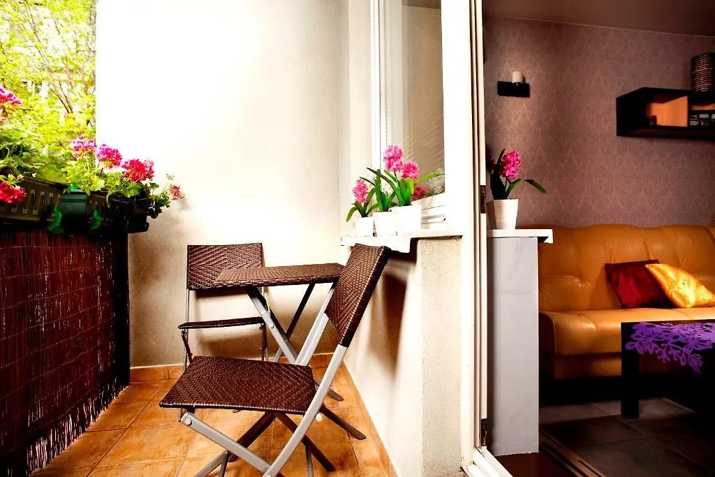 Absynt Hostel Wrocław 0*,  Polónia